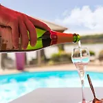 Du Golf De L'ailette, The Originals Relais Отель 4*