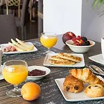 Du Golf De L'ailette, The Originals Relais Шамуй