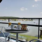 Du Golf De L'ailette, The Originals Relais