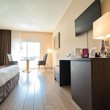 Du Golf De L'ailette, The Originals Relais