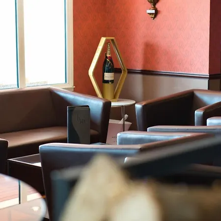 Du Golf De L'ailette, The Originals Relais Hotel Chamouille