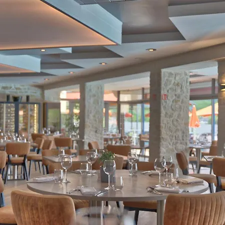 Du Golf De L'ailette, The Originals Relais מלון שאמוויל