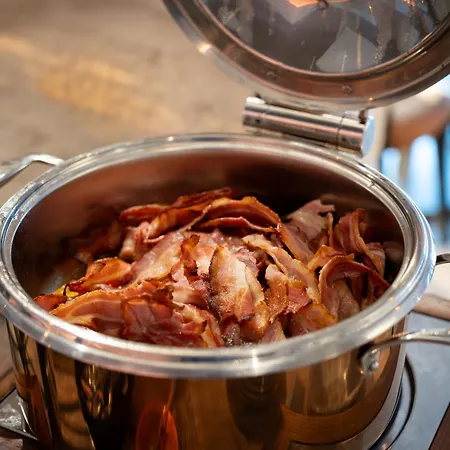 Du Golf De L'ailette, The Originals Relais Hotel 4*