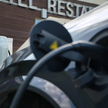 Du Golf De L'ailette, The Originals Relais Hotel Chamouille