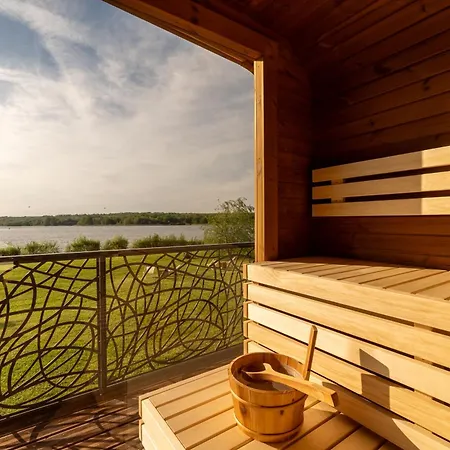 Du Golf De L'ailette, The Originals Relais Отель Шамуй