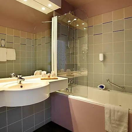 Du Golf De L'ailette, The Originals Relais Hotel Chamouille