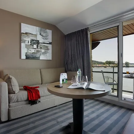 Du Golf De L'ailette, The Originals Relais Hotel 4*