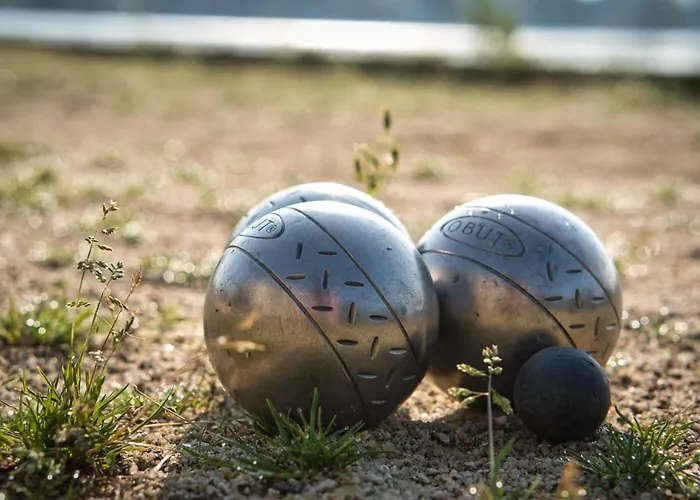 Hotel Du Golf De L'ailette, The Originals Relais Chamouille