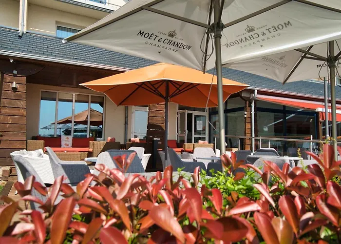 Du Golf De L'ailette, The Originals Relais Chamouille