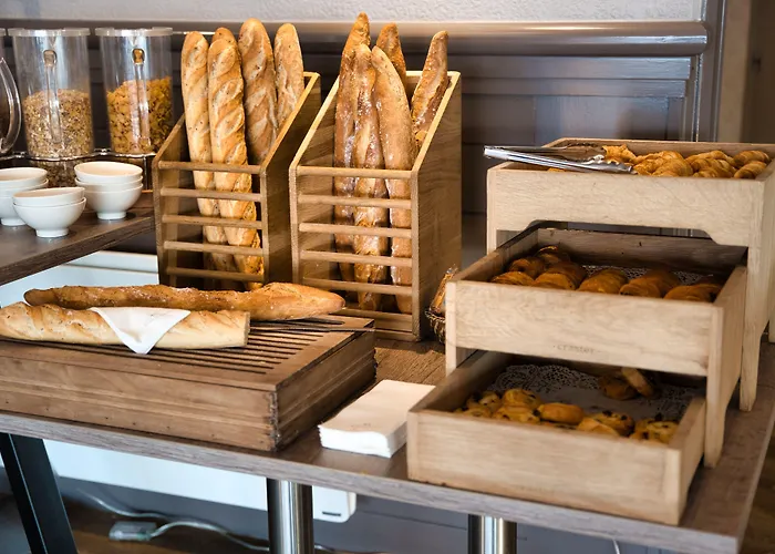 Du Golf De L'ailette, The Originals Relais Chamouille