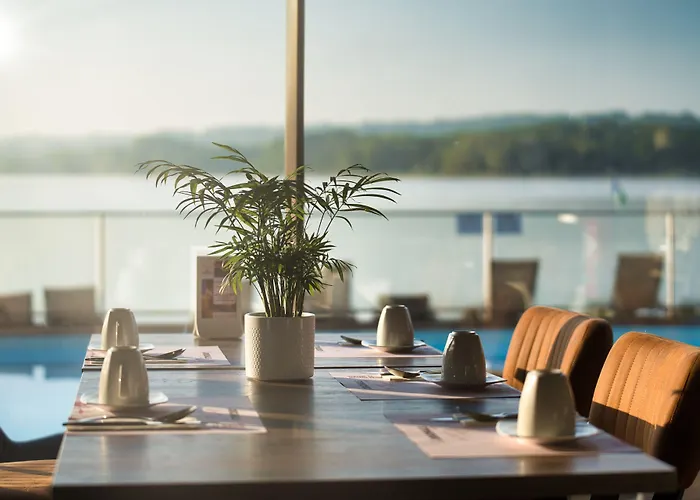 Du Golf De L'ailette, The Originals Relais Hotell Chamouille