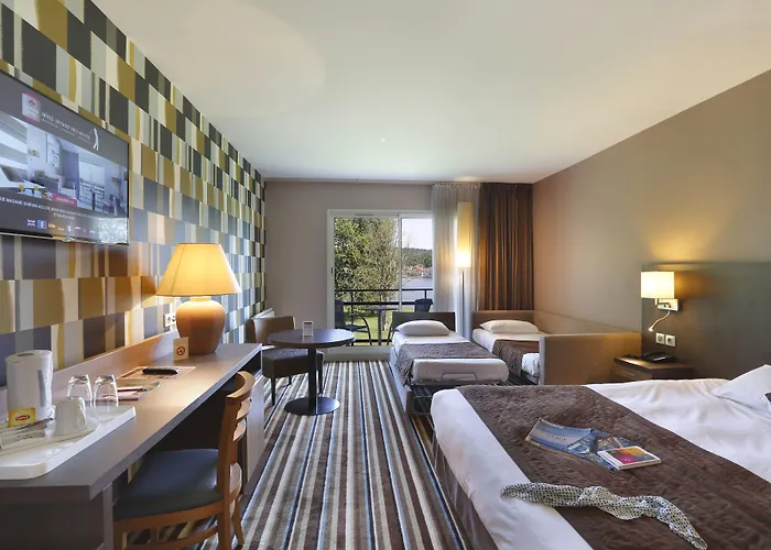 Du Golf De L'ailette, The Originals Relais Chamouille