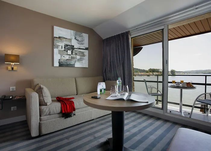 Du Golf De L'ailette, The Originals Relais 4* Chamouille