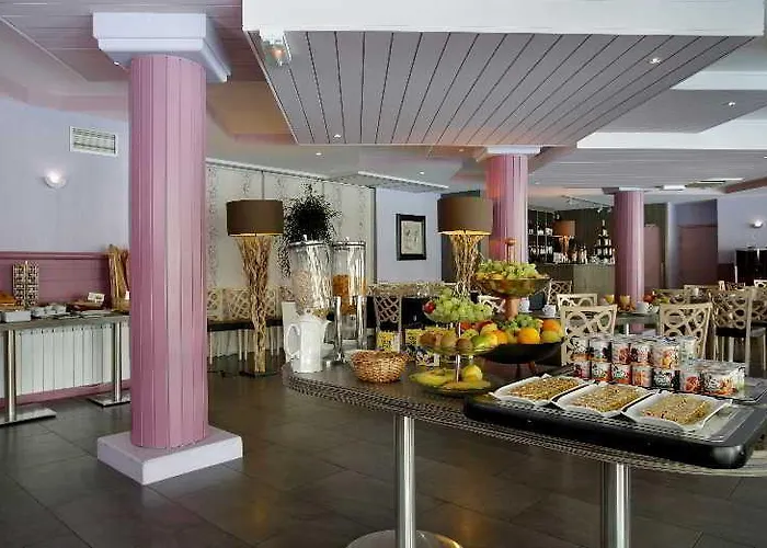 Du Golf De L'ailette, The Originals Relais Hotell Chamouille