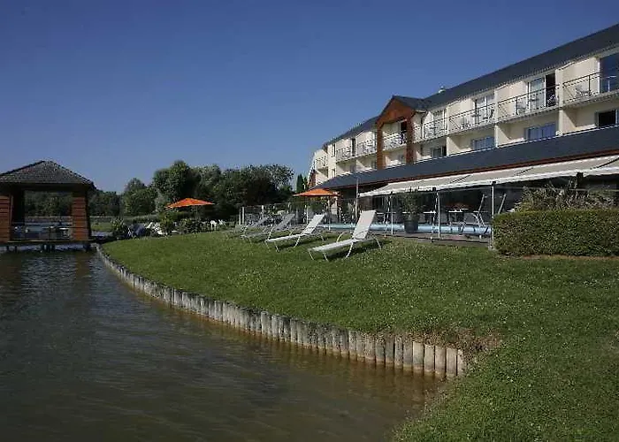 Du Golf De L'ailette, The Originals Relais