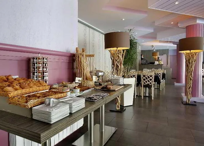 Du Golf De L'ailette, The Originals Relais Hotel